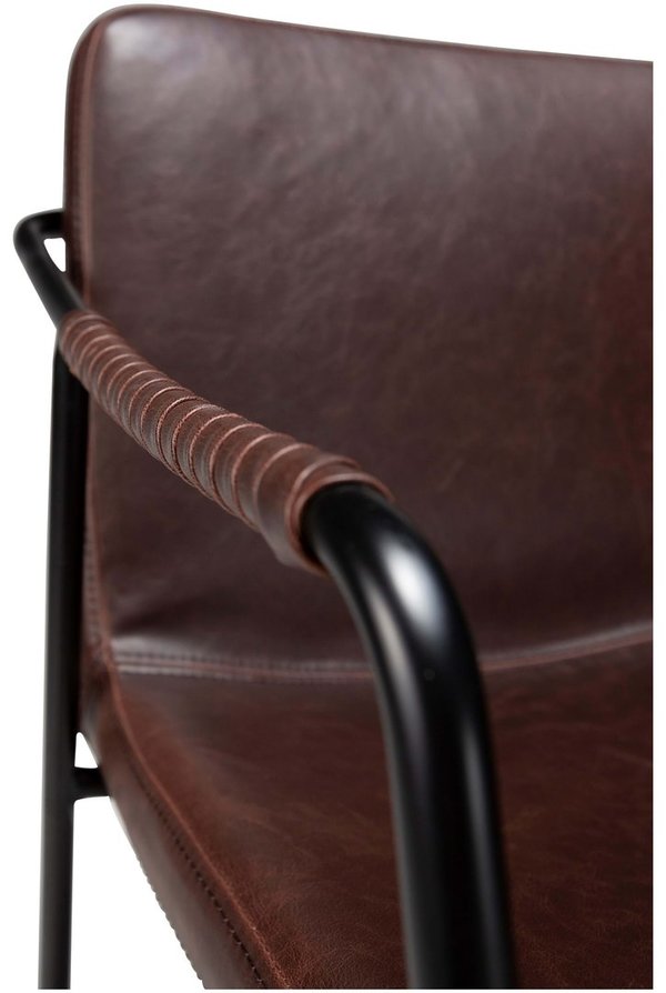 2x Dan Form Armlehnstuhl - BOTO Kunstleder kakaobraun, schwarze Beine